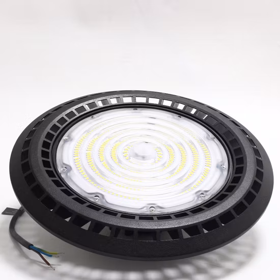 IP65 130lm/W 屋外照明 50W/80W/100W/120W/150W/200W/300W/400W/500W/600W/1000W/1500W LED ハイベイライト